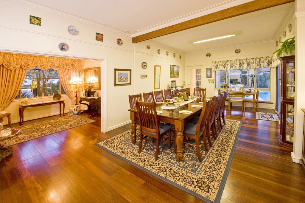 อามาดาเลคอทเทจเบดแอนด์เบรคฟาส Bed & Breakfast เรดคลิฟฟ์ ภายนอก รูปภาพ