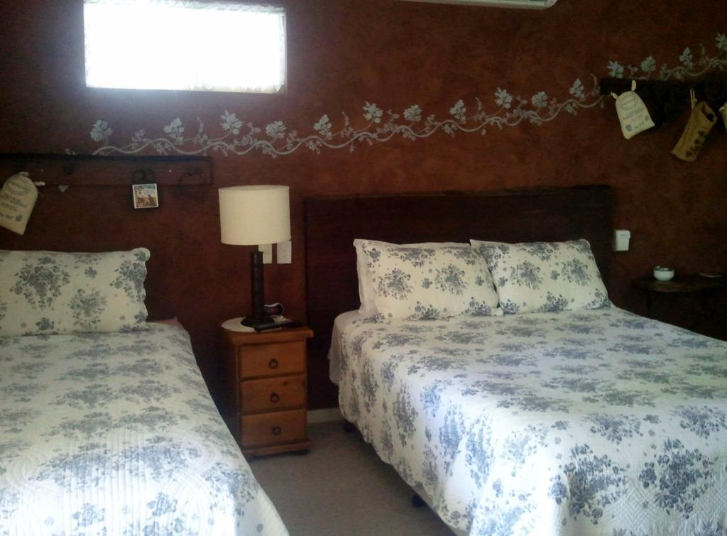 อามาดาเลคอทเทจเบดแอนด์เบรคฟาส Bed & Breakfast เรดคลิฟฟ์ ภายนอก รูปภาพ